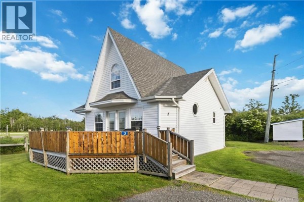3 Millock Avenue, Pointe Du Chene, NB, photo 3
