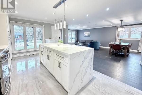 Dining room - 3 Mosedale Crescent, Toronto, ON M2J3A3 Photo 4