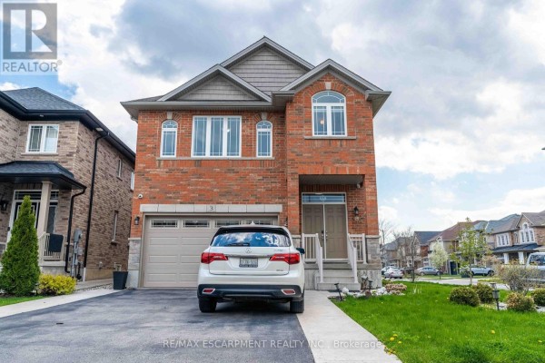 3 Narbonne Crescent, Hamilton, ON, photo 2