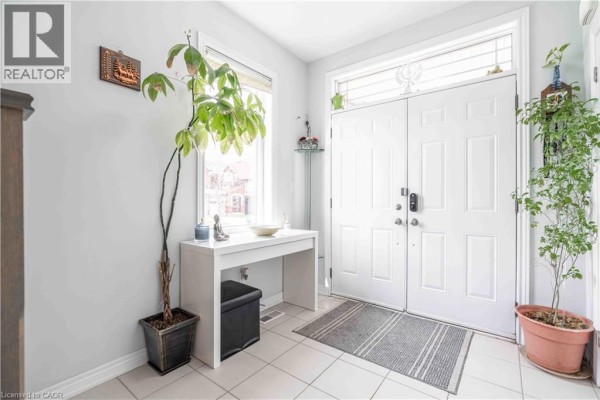 4pc Bathroom - 3 Narbonne Crescent, Stoney Creek, ON L8J1P0 Photo 5