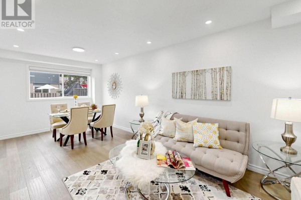 3 New Port Way, Markham, ON, photo 2
