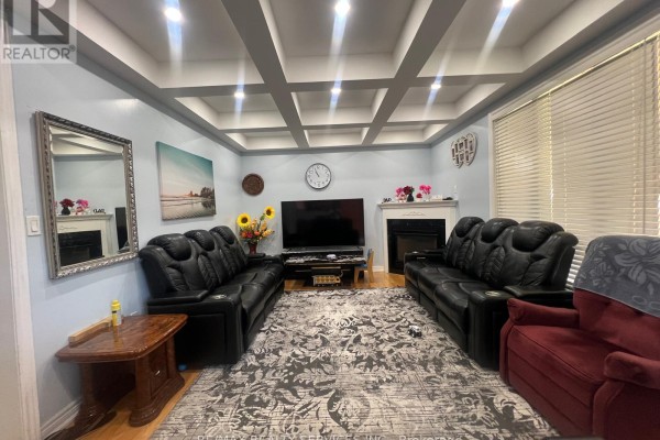 3 Noranda Crescent, Brampton, ON L6Y0M7 Photo 4