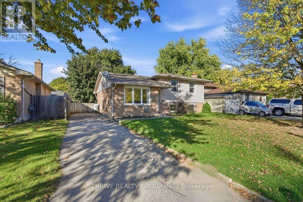 Kitchen - 3 Parcreek Place, Strathroy Caradoc, ON N7G3S1 Photo 3
