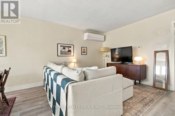 Bedroom 2 - 3 Parcreek Place, Strathroy Caradoc, ON N7G3S1 Photo 5