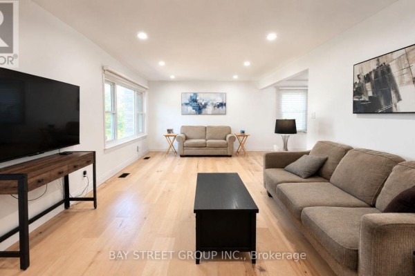 3 Parkside Drive, Tillsonburg, ON N4G4A1 Photo 5