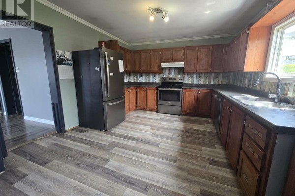 3 Rosedale Avenue, Grand Falls Windsor, NL, photo 3