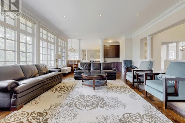 3 Royal County Down Crescent, Markham, ON L6C0K1 Photo 5