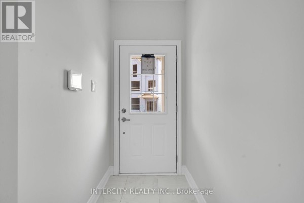 Primary Bedroom - 3 Ruby Lane, Halton Hills, ON L7G0H6 Photo 3
