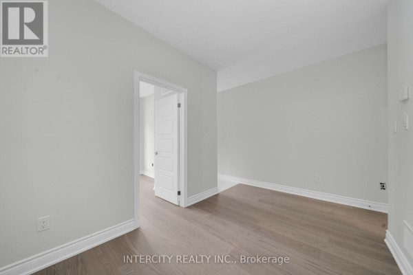 Kitchen - 3 Ruby Lane, Halton Hills, ON L7G0H6 Photo 5
