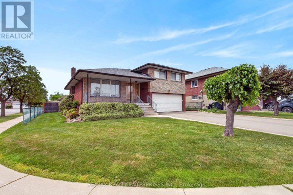 3 Slane Court, Toronto, ON, photo 2