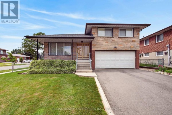 Eating area - 3 Slane Court, Toronto, ON M9V3X5 Photo 4