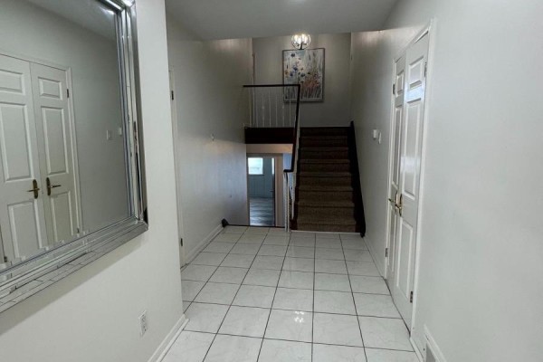 Kitchen - 3 Tokay Court, Toronto, ON M3H3V2 Photo 4
