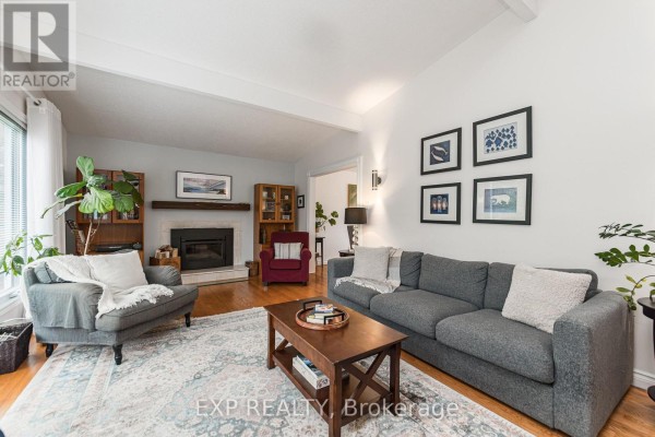 Dining room - 3 Welkin Crescent, Ottawa, ON K2E5M4 Photo 3