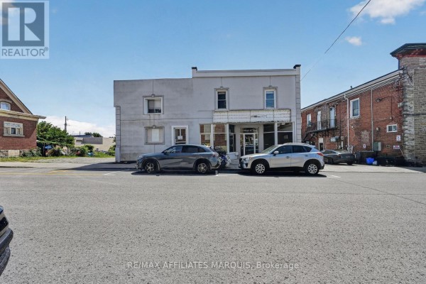 3 William Street E, Smiths Falls, ON, photo 2