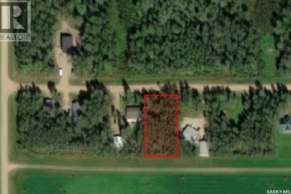 3 Wilson Crescent, Delaronde Lake, SK, photo 2