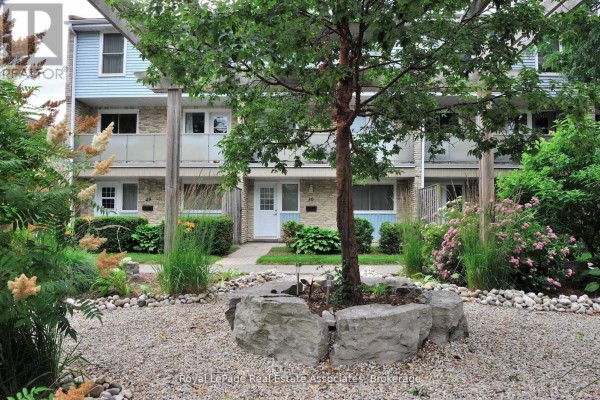 30 - 35 Breckenridge Drive, Kitchener, ON, photo 3