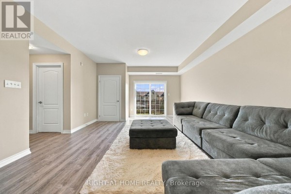 30 - 40 Ferndale Drive S, Barrie, ON L4N2L3 Photo 4