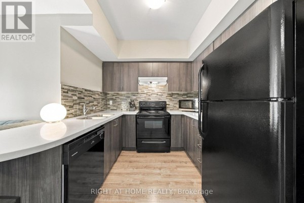 30 - 40 Ferndale Drive S, Barrie, ON L4N2L3 Photo 5