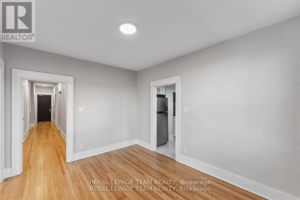 Bedroom - 30 - 407 Elgin Street, Ottawa, ON K2P1N2 Photo 4