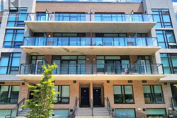 30 - 851 Sheppard Avenue W, Toronto, ON, photo 3