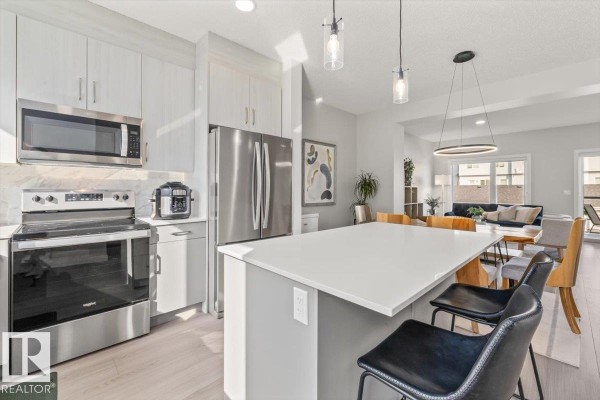 Kitchen - #30 11910 35 Av Sw, Edmonton, AB T6W4Z8 Photo 3