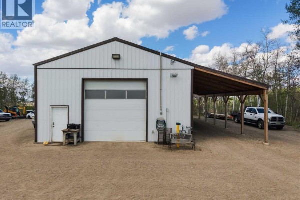Office - 30-36006 Highway 2 Service Road South, Rural Red Deer County, AB T4G0G6 Photo 5