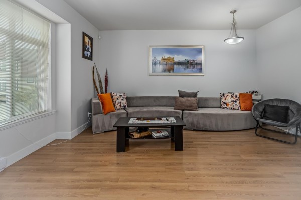 30 6299 144 Street, Surrey, BC V3X1A2 Photo 5