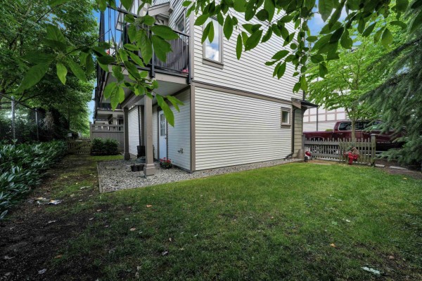 30 7848 209 Street, Langley, BC V6B0G4 Photo 5