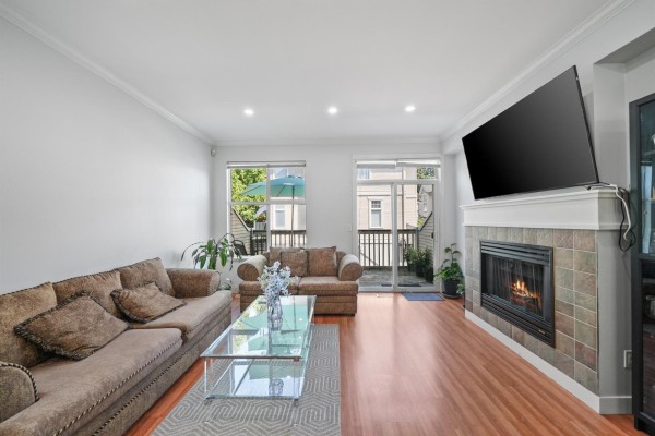 30 8383 159 Street, Surrey, BC V4N0W2 Photo 3
