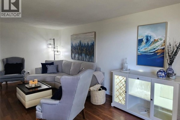 Living room - 30 Avalon Place Unit# 212, Kitchener, ON N2M4N6 Photo 4