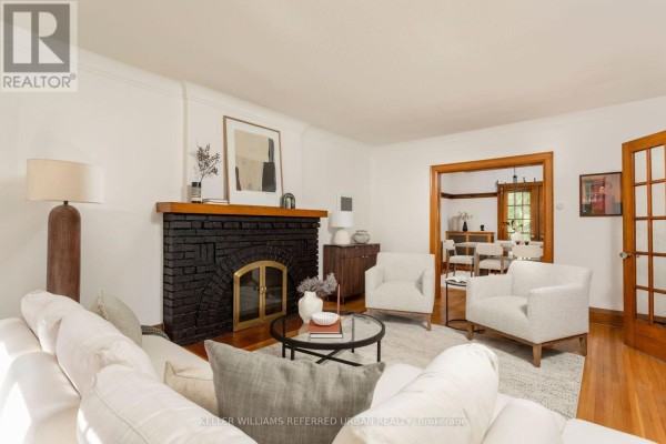 Bedroom 2 - 30 Baby Point Road, Toronto, ON M6S2G1 Photo 5
