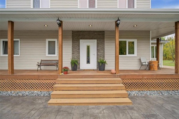 2pc Bathroom - 30 Balcaen Road, Richer, MB R0E1S0 Photo 2