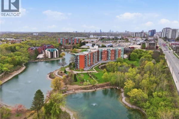 30 Blue Springs Drive Unit# 215, Waterloo, ON, photo 3