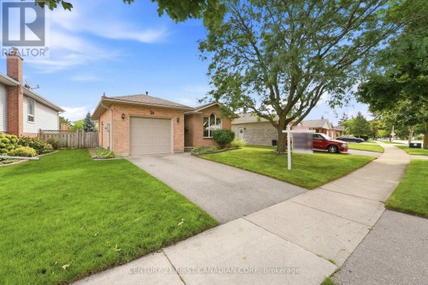 Family room - 30 Bonaventure Drive, London East, ON N5V4B5 Photo 2
