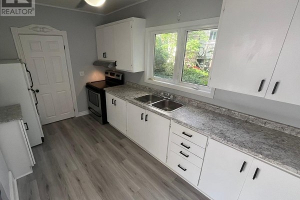 Living room - 30 Boncloddy Street, St John S, NL A1C4J1 Photo 5