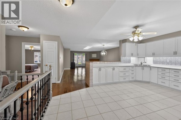 Laundry room - 30 Braemar Avenue Unit# 34, Caledonia, ON N3W2M1 Photo 5