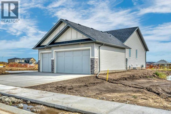 30 Bridges Way, Langdon, AB, photo 2