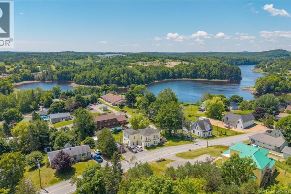 30 Carleton Street, St George, NB, photo 2