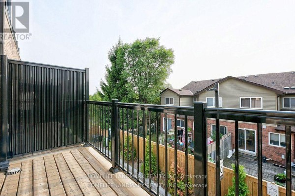 30 Case Ootes Drive, Toronto, ON, photo 2