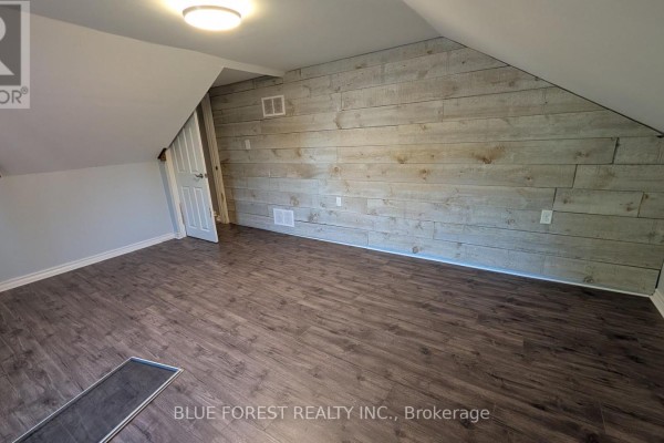 Mud room - 30 Catherine Street, Ingersoll, ON N5C1L3 Photo 5