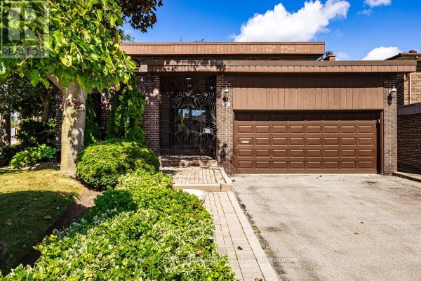 30 Coreydale Court, Toronto, ON, photo 2