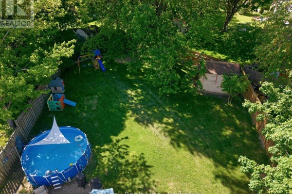 30 Deerpark Crescent, Clarington, ON, photo 3