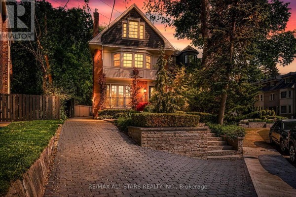 30 Edgewood Crescent, Toronto, ON, photo 3