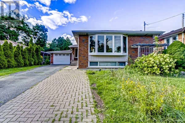 30 Fallowfield Road, Toronto, ON, photo 2