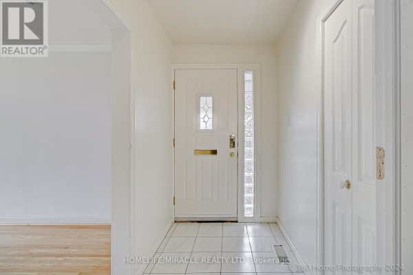 30 Fallowfield Road, Toronto, ON, photo 3