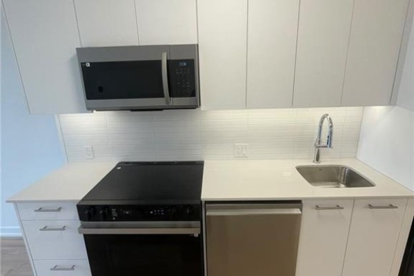 Kitchen - 30 Francis Street S Unit# 1005, Kitchener, ON N2G2A1 Photo 4