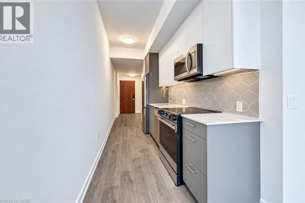 Kitchen - 30 Francis Street S Unit# 1504, Kitchener, ON N2G0B5 Photo 4