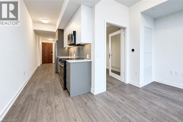 30 Francis Street S Unit# 1504, Kitchener, ON N2G0B5 Photo 5