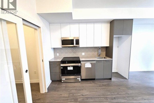 4pc Ensuite bath - 30 Francis Street S Unit# 2312, Kitchener, ON N2G0B5 Photo 2