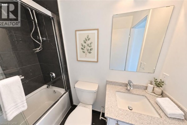 Foyer - 30 Francis Street S Unit# 3011, Kitchener, ON N2G0B5 Photo 5